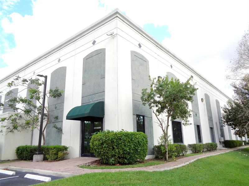 Convenient Commercial Office